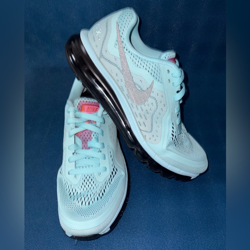 Nike Women's Light Blue Air Max Sneakers